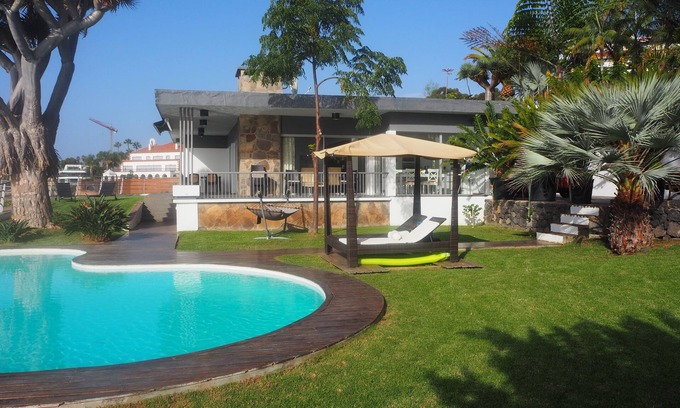 Santa Ursula Chalet De Esquí | VILLA BAHIA DE MICHEL