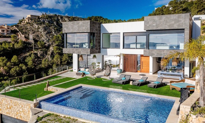 Aduanas Casa | Villa Bali Infinity by Interhome