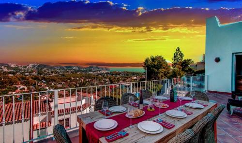 Benimeit Cama Y Desayuno | Villa Beniarres Guest House B&B in Moraira