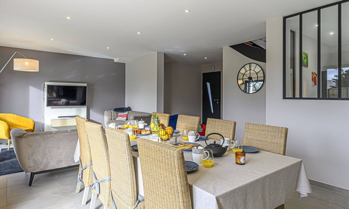 Larmor-Baden Casa | Villa Berder by Interhome