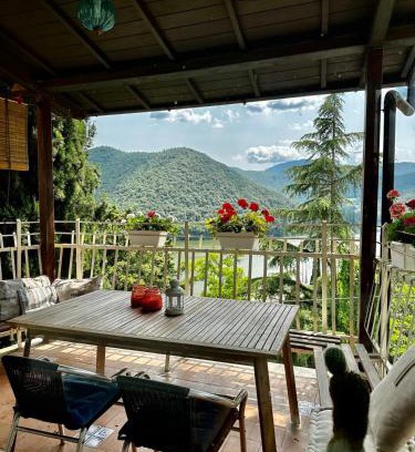 Piediluco Casa | Villa bianca