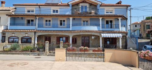 Hrvatini Apartamento | Villa Blue Sky - Hrvatini