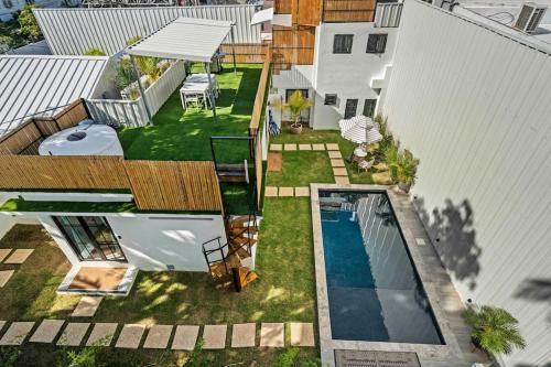 Santurce Casa | Villa Bohemia II - Gated Estate 2 of 2