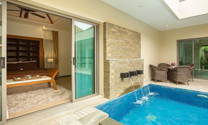 Nai Harn Villa | Villa Bond Tropiclook