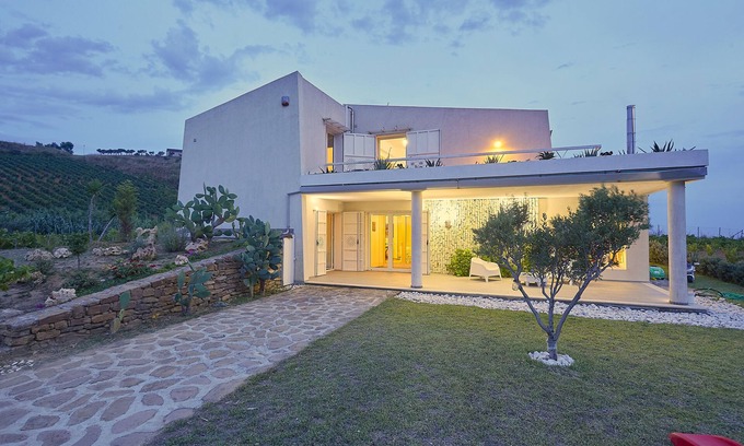 Alcamo Villa | Villa Bonifato impresionante vista del campo