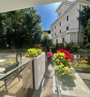 Quartiere III Pinciano Apartamento | Villa Borghese Green Apartment
