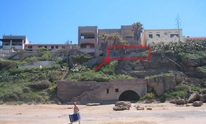 Porto Alabe Apartamento | Villa Bosa, apartamento frente al mar, escalera privada a la playa, WIFI, dormir 2