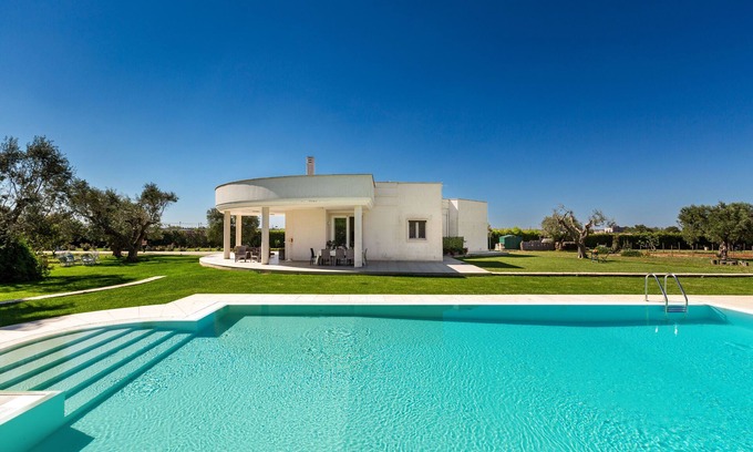Francavilla Fontana Apartamento | Villa Bouganville by Perle di Puglia