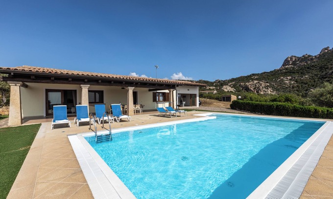 Olbia Villa | VILLA BOUGANVILLAE WITH INFINITY POOL 12 BEDS, MAGNIFICENT PANORAMA