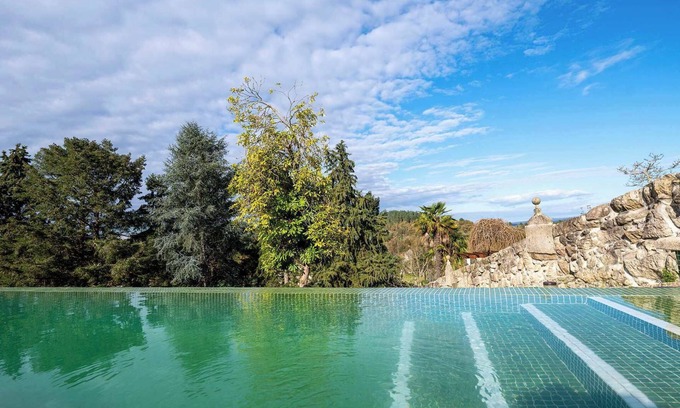Amoeiro Villa | Villa Boutique Ourense (301), con piscina en plena naturaleza