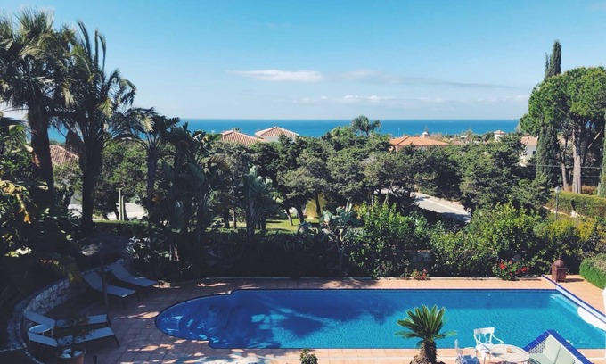 Urbanizacion Pinos Verdes Cama Y Desayuno | Villa Breeze Boutique Guest Rooms Marbella
