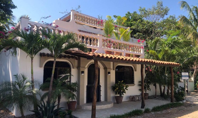 Potrero Casa | Villa Corina 5 Bedroom Ocean View Home
