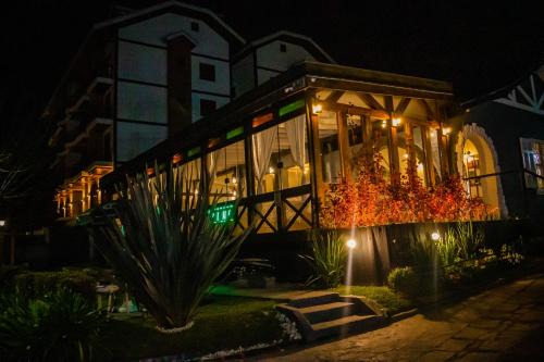 Campos do Jordao Cama Y Desayuno | Villa Campos espaço Suítes