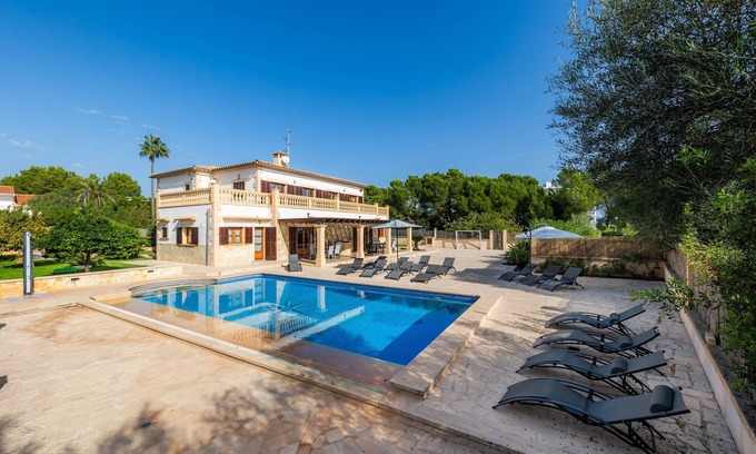 Calas de Mallorca Casa | Villa Can Tosam Meiga con Wi-Fi, piscina, terrazas y balcón