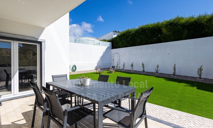 Barril de Baixo Chalet De Esquí | Villa Canto da Baleia by ACasaDasCasas