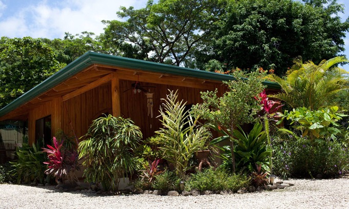 Playa Santa Teresa Villa | Villa CARAMBOLA de Villas Solar, Walk to Beach, Best Surf, Market & Restaurants