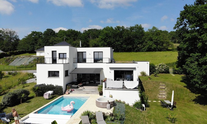 Buros Casa | Villa Carlotti - Detente Face AUX Pyrenees Avec Piscine Chauffee-