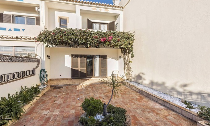 Salema Villa | Villa "Casa Da Ermida" cerca de la playa y campo de golf, con Wi-Fi, terraza y jardín