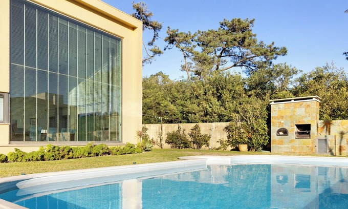 Esposende Villa | Villa 'Casa Dos Pinheiros' con piscina privada, Wi-Fi y aire acondicionado