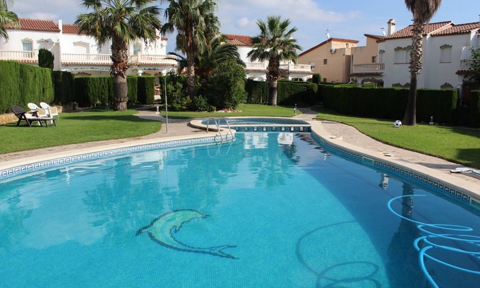 Miami Platja Villa | Villa 'Casa Luzia' con vistas al mar y a la montaña y piscina compartida