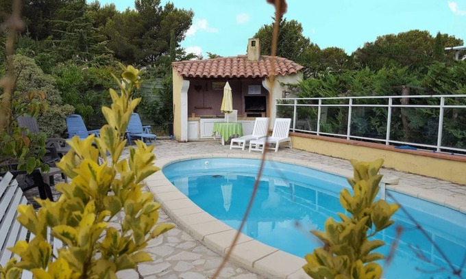 Carnoux-en-Provence Casa | VILLA CASSIS/CARNOUX, PARC DES CALANQUES