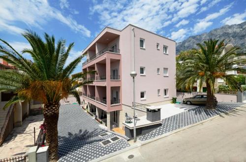 Ratac Apartamento | Villa Cavar, Apartments Close to the Beach