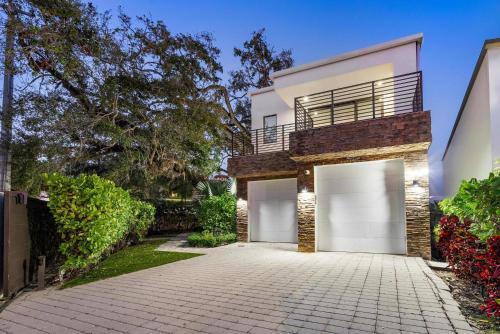 Beverly Heights Villa | Villa Celine
