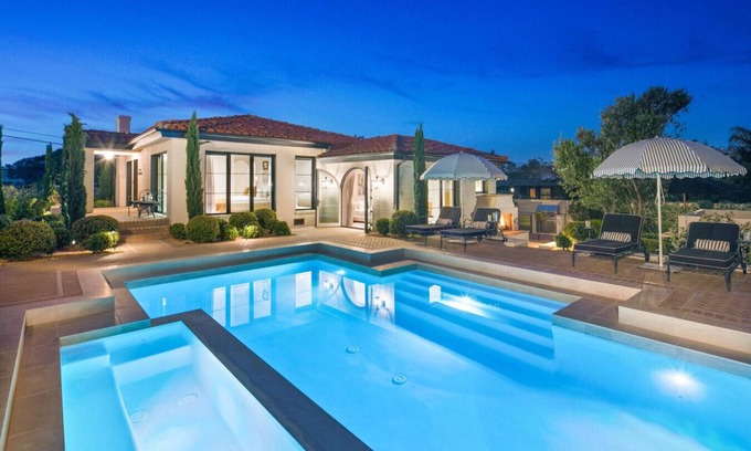 Olde Solana Beach Casa | Villa Chalarosi | Coastal Escape steps from the Sand!