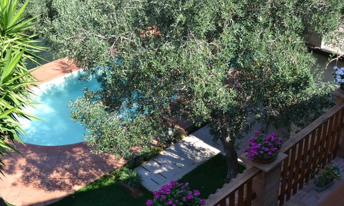 Palermo Chalet De Esquí | villa chalet con piscina