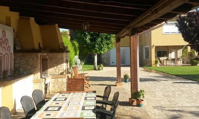 Villar de Olalla Cabaña | VILLA-CHALET a 7 Km de Cuenca capital IDEAL GRUPOS AMIGOS Y FAMILIAS