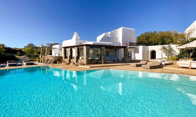 Agios Ioannis Villa | Villa Charoite - Seis Habitaciones Villa, Capacidad 12