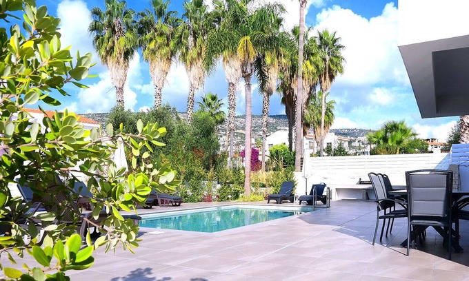 Peyia Town Villa | Villa Christina