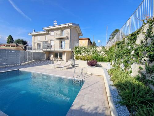Colico Casa | VILLA CLAUDIA WITH PRIVATE POOL