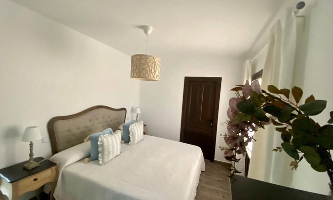 Olmeda de las Fuentes Villa | Villa-Cottage-Ensuite with Shower-Landmark view-Villa rural con encanto