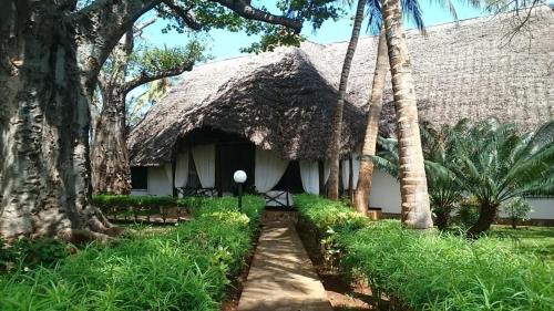 Malindi Villa | Villa con baobab e piscina