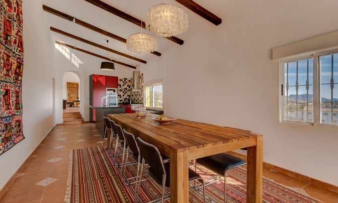 Albox Apartamento | Villa Damara, apartamento de lujo en Granada, ¡para unas vacaciones relajantes!