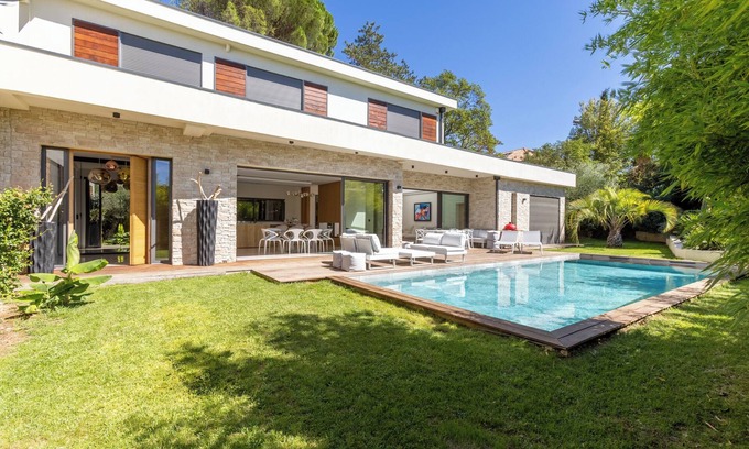 Est Casa | VILLA DE LA TORSE