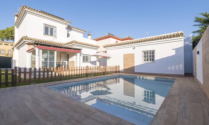 Poblado Sancti Petri Villa | Villa Del Sol - Tres Habitaciones Villa, Capacidad 7