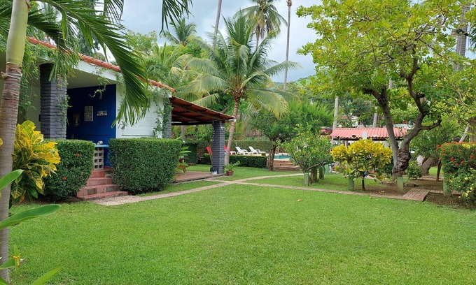 El Zonte Casa | Villa Delmar BH at Playa el Zonte 4 bedrooms, 3.5 bathrooms!