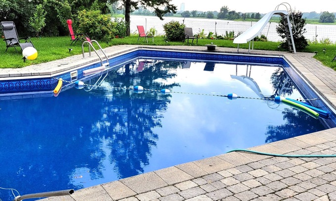 Bout-de-l'Ile Villa | Villa Delrose Waterfront