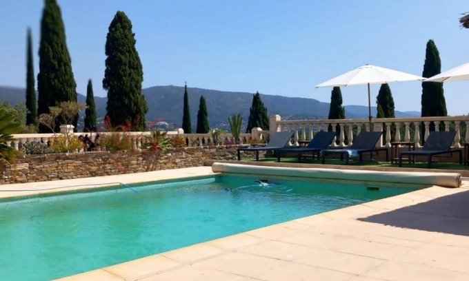 Bormes-Les-Mimosas Apartamento | Villa des Cyprès high comfort secure parking, quiet in Bormes les Mimosas