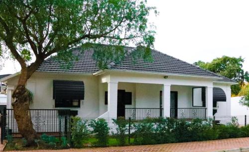 Paarl Apartamento | Villa Des Roses