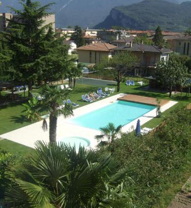 Riva del Garda Apartamento | Villa Dina