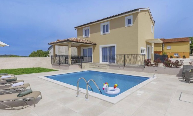 Jadreski Casa | Villa Dora by Interhome