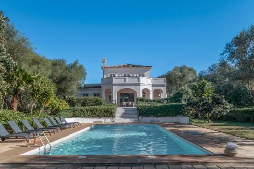 Benalup-Casas Vieja Casa | Villa Eagle