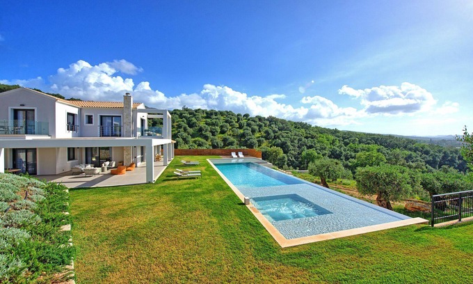 Almiros Beach Villa | Villa en Acharávi con 3 habitaciones, capacidad 6