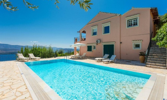 Petaleia Villa | Villa Eleni - Tres Habitaciones Villa, Capacidad 8