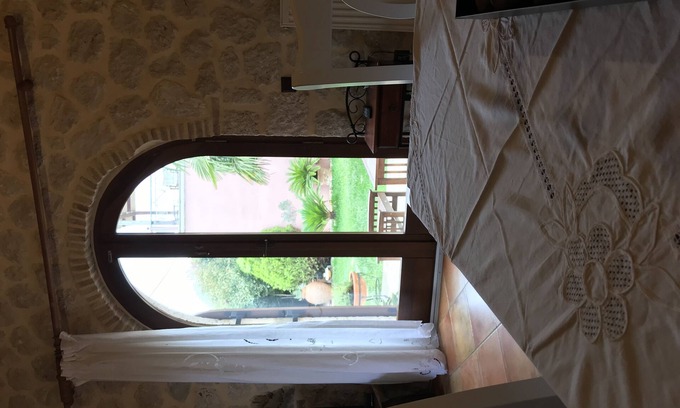 Tsoukaladhes Casa | "Villa Eleon" casas de piedra tradicionales