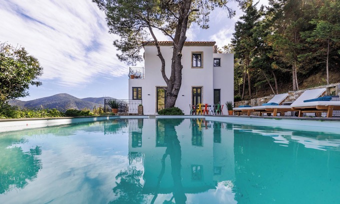 Skopelos Villa | Villa Elissaios Skopelos Luxury