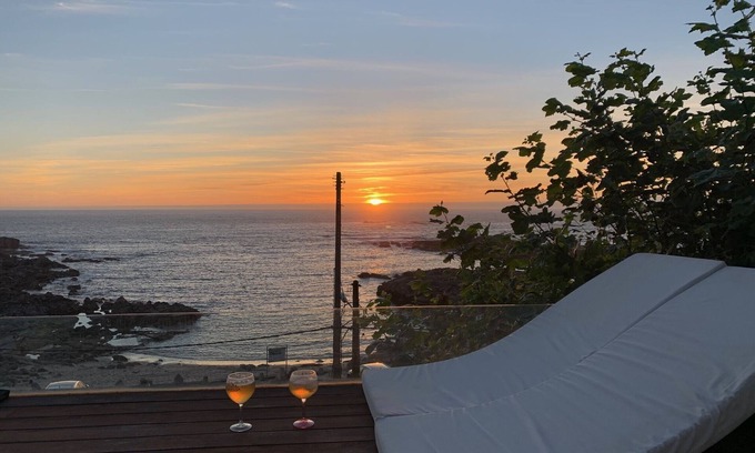Salcidos Casa | Villa encima del mar con playa, jardin , piscina terrazas y see sunset